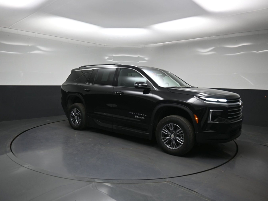 New 2026 Chevrolet Traverse 1LT - BraunAbility Side Entry In Floor Automatic Ramp