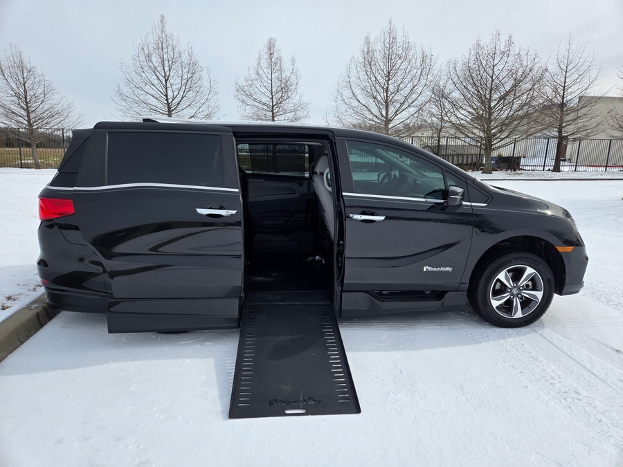 Used 2019 Honda Odyssey Touring - BraunAbility Side Entry Entry In Floor Automatic Ramp