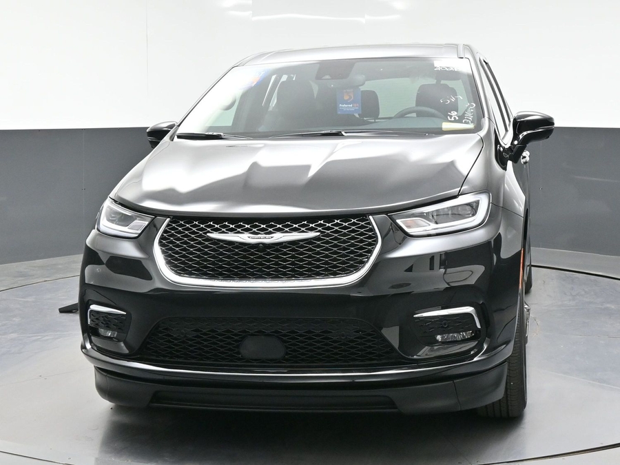Black Chrysler Pacifica image number 6