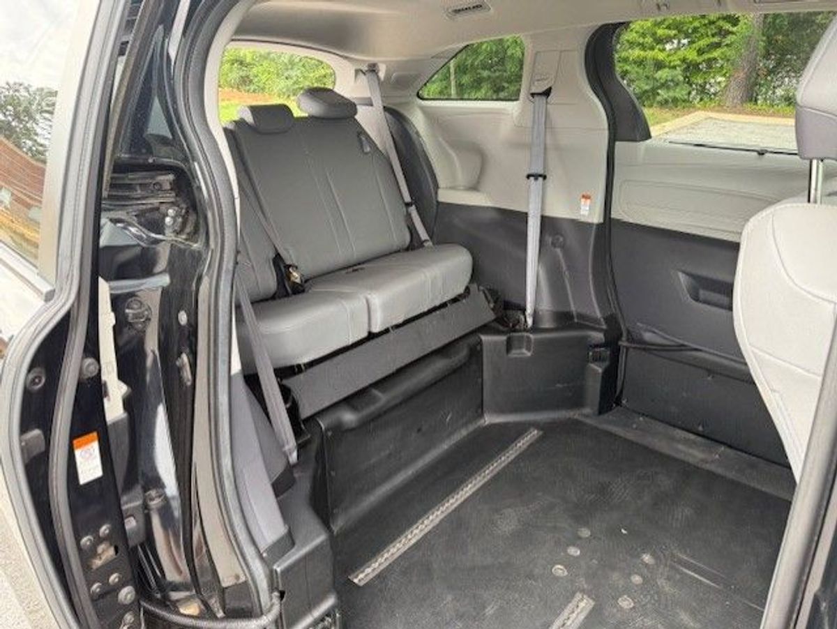 2021 TOYOTA SIENNA - Image 7