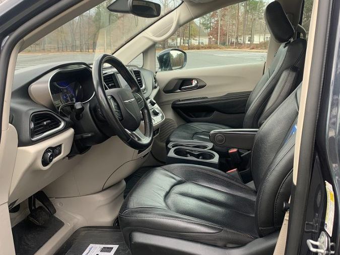 2020 CHRYSLER PACIFICA - Image 11