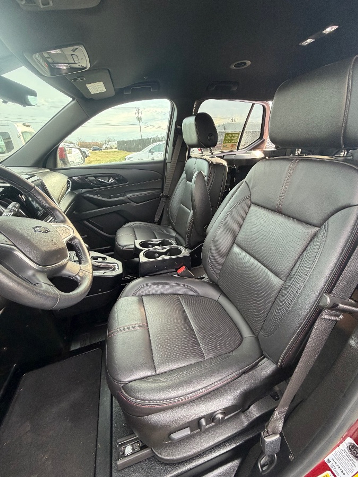 2022 CHEVROLET TRAVERSE - Image 21