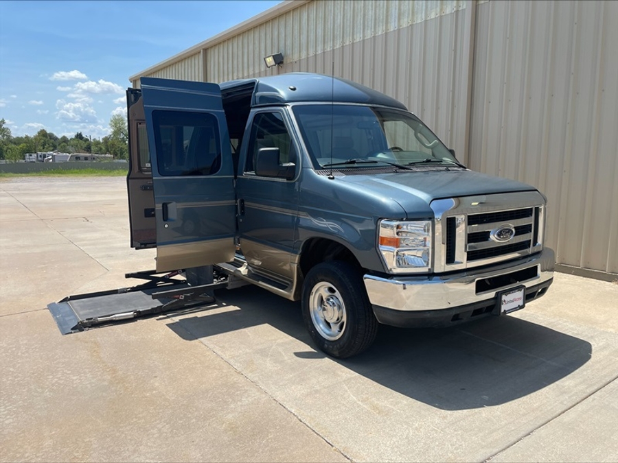 Used 2013 Ford E-Series E-150 - OTH Side Entry Lift Automatic Ramp