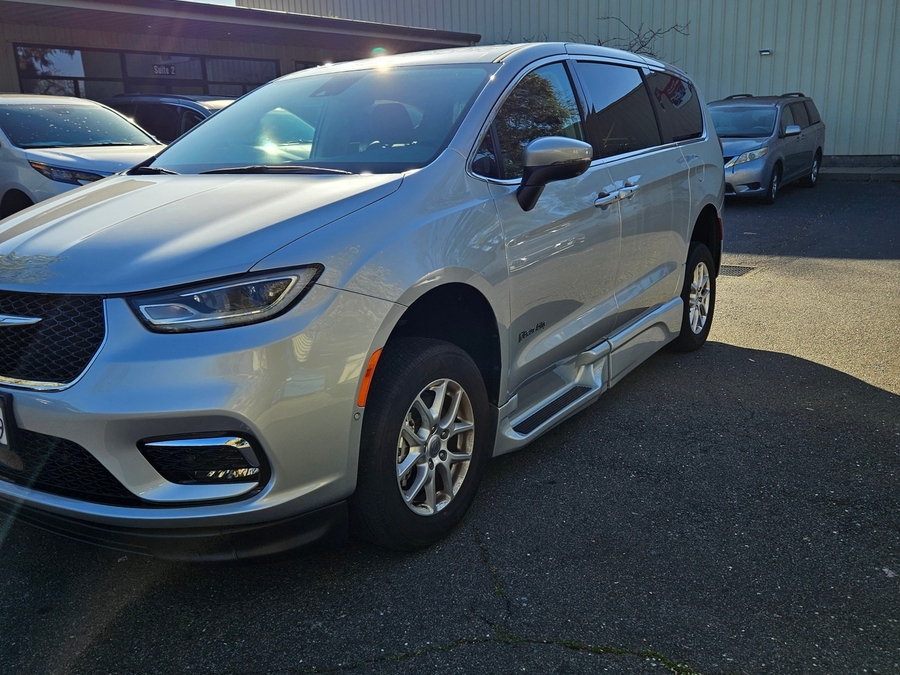 Used 2023 Chrysler Pacifica Touring L Safety - BraunAbility Side Entry Entry Fold Out Automatic Ramp