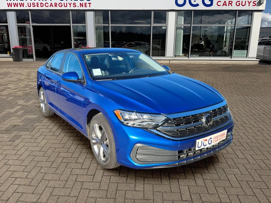 2024 Volkswagen Jetta SE Up To 40 MPG