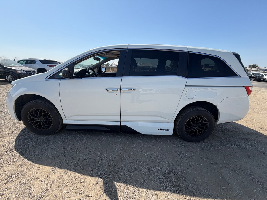  Honda Odyssey image number 1