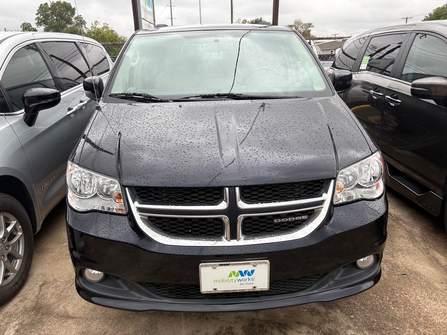2011 Dodge Grand Caravan Crew