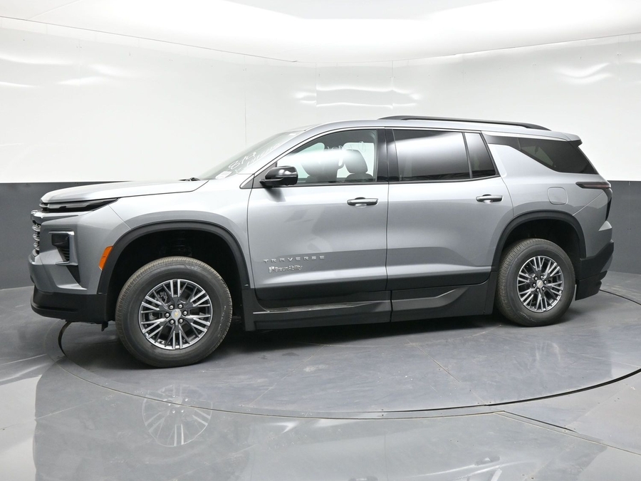 New 2026 Chevrolet Traverse 1LT - BraunAbility Side Entry In Floor Automatic Ramp