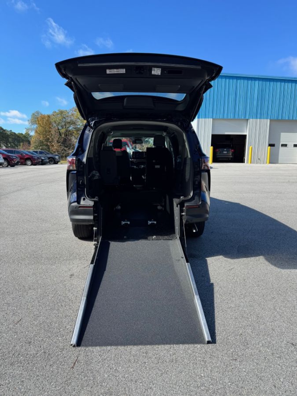 2024 TOYOTA SIENNA - Image 4