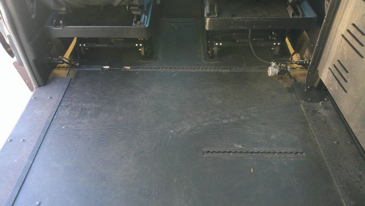 2023 TOYOTA SIENNA - Image 17