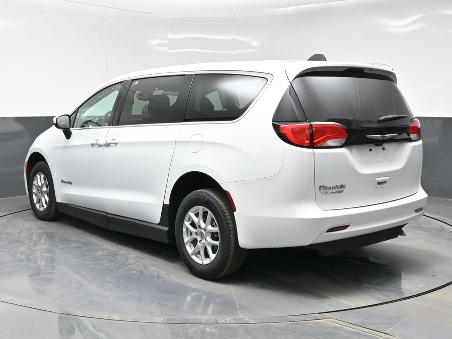 Used 2023 Chrysler Voyager LX - BraunAbility Side Entry Entry Fold Out Manual Ramp