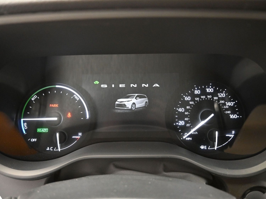 New 2025 Toyota Sienna Hybrid XLE Base - BraunAbility Side Entry Entry Fold Out Automatic Ramp