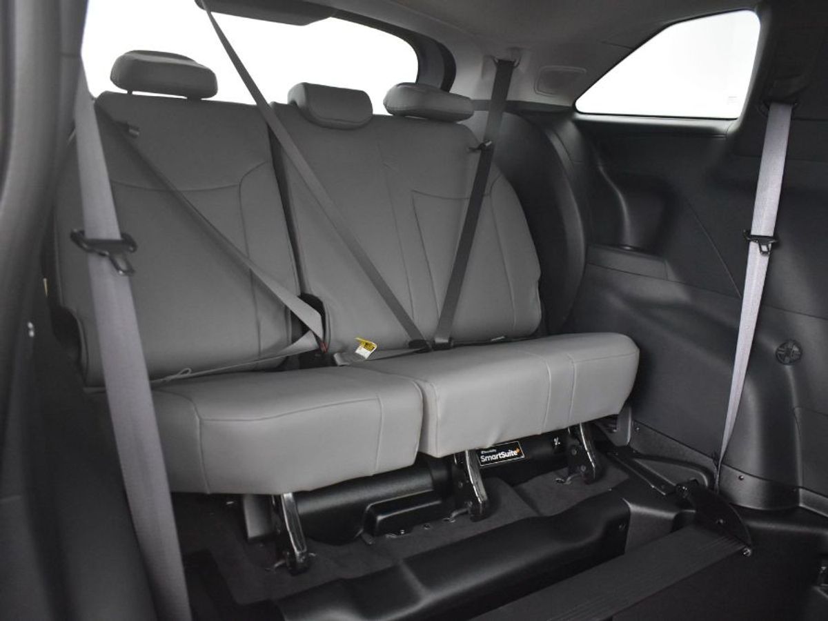 2025 TOYOTA SIENNA - Image 10