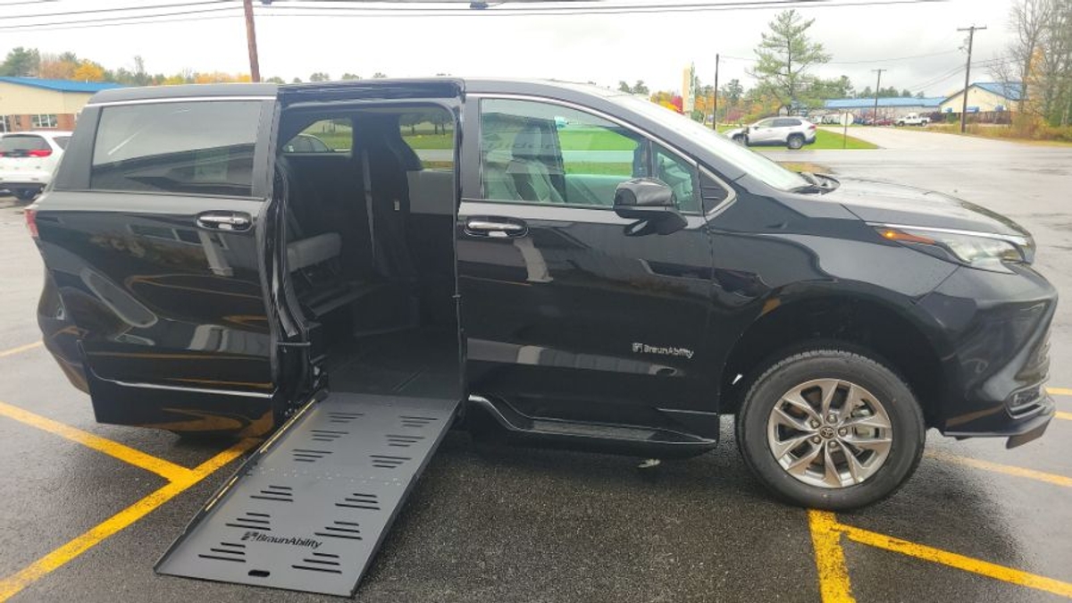 Black Toyota Sienna with Side Entry Automatic Fold Out ramp