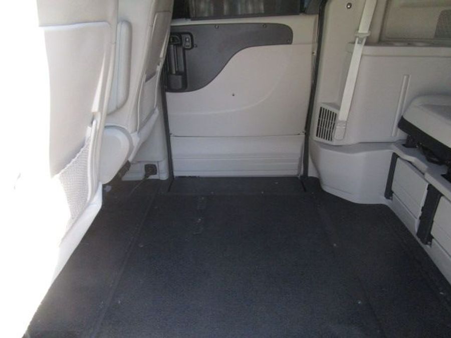 Used 2015 Chrysler Town and Country Touring-L - BraunAbility Side Entry Entry In Floor Automatic Ramp