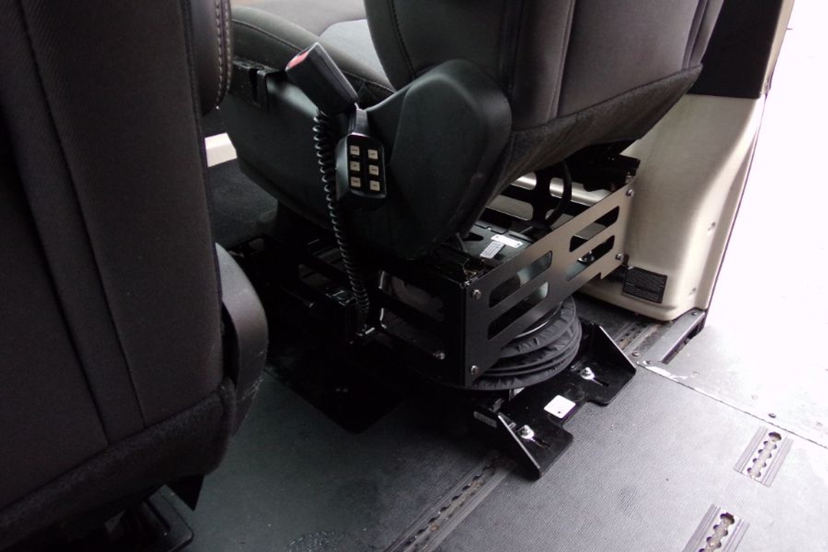 2023 CHRYSLER VOYAGER - Image 16