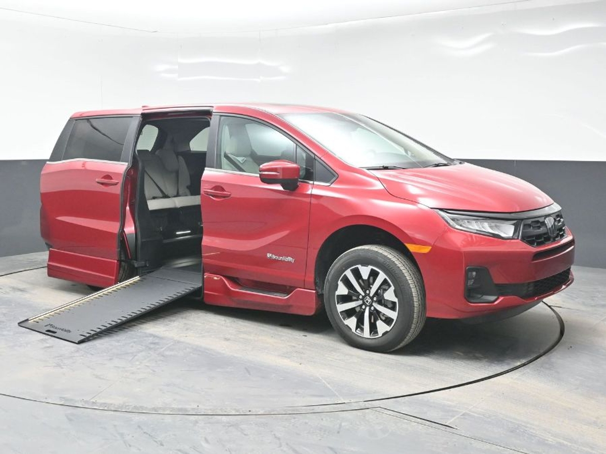 2026 Honda Odyssey EX-L's photo