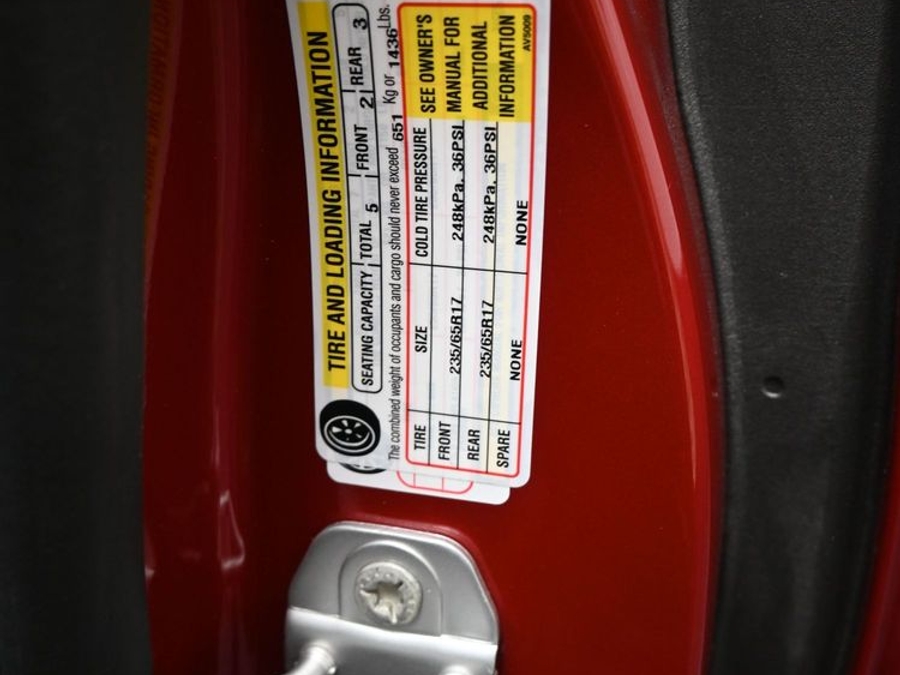 Red Chrysler Pacifica image number 12