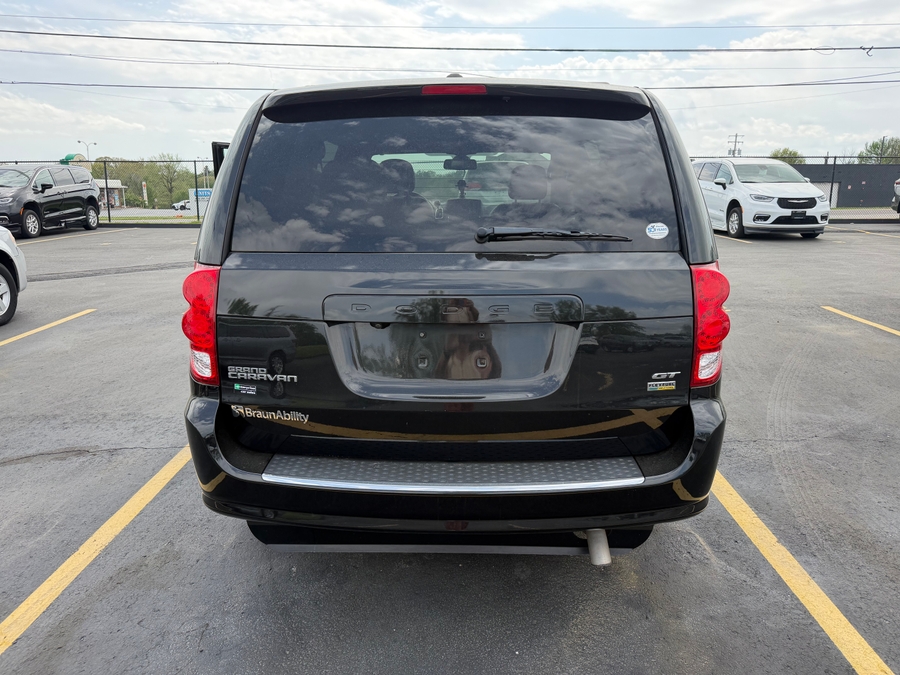 Used 2019 Dodge Grand Caravan GT - BraunAbility Side Entry Entry Fold Out Automatic Ramp