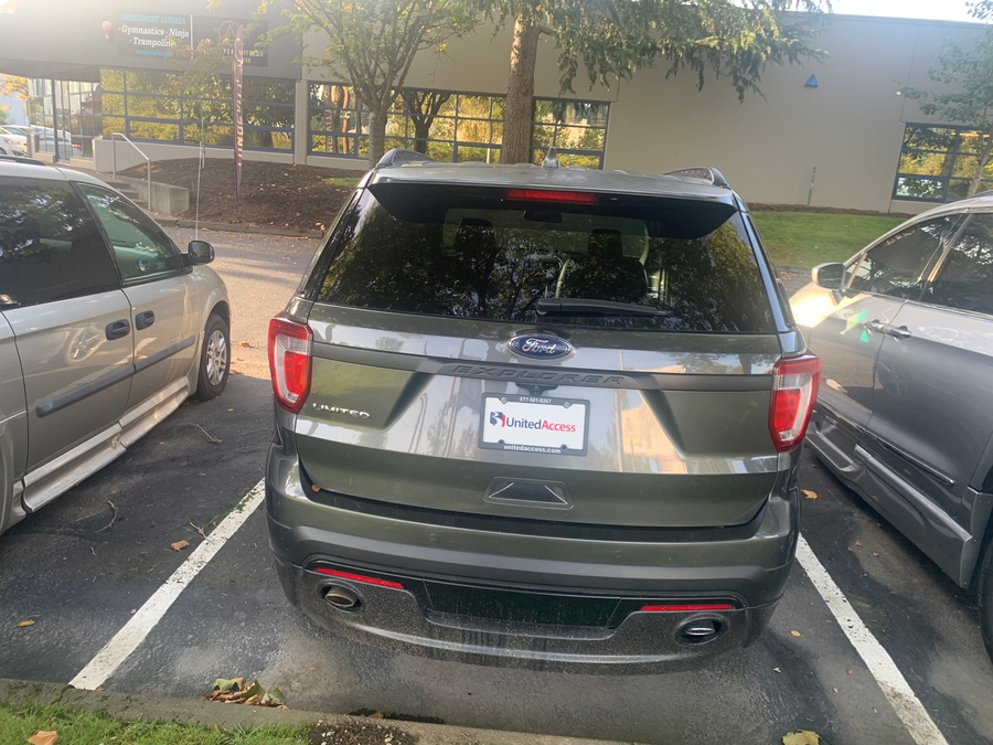 Used 2017 Ford Explorer Limited - BraunAbility Side Entry In Floor Automatic Ramp