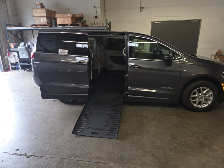 Used 2023 Chrysler Pacifica Touring L - BraunAbility Side Entry Fold Out Manual Ramp