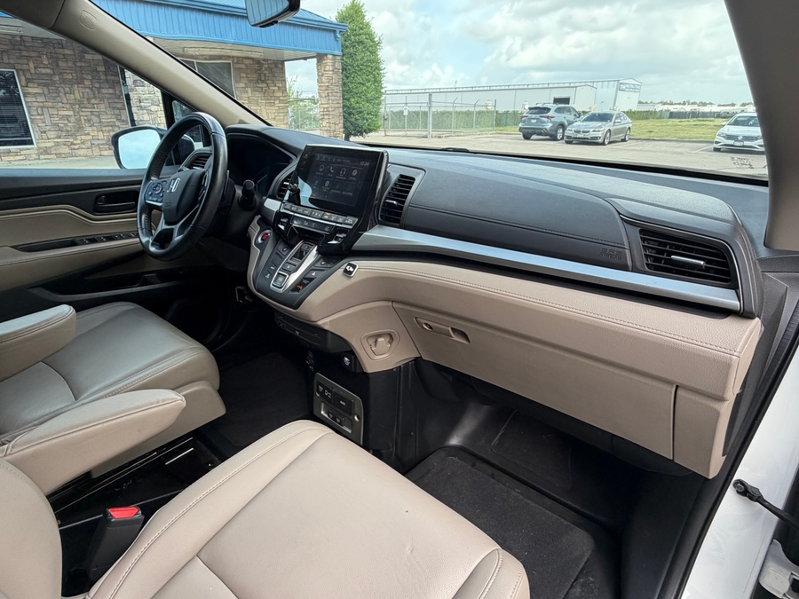 Used 2019 Honda Odyssey EX-L - BraunAbility Side Entry In Floor Automatic Ramp