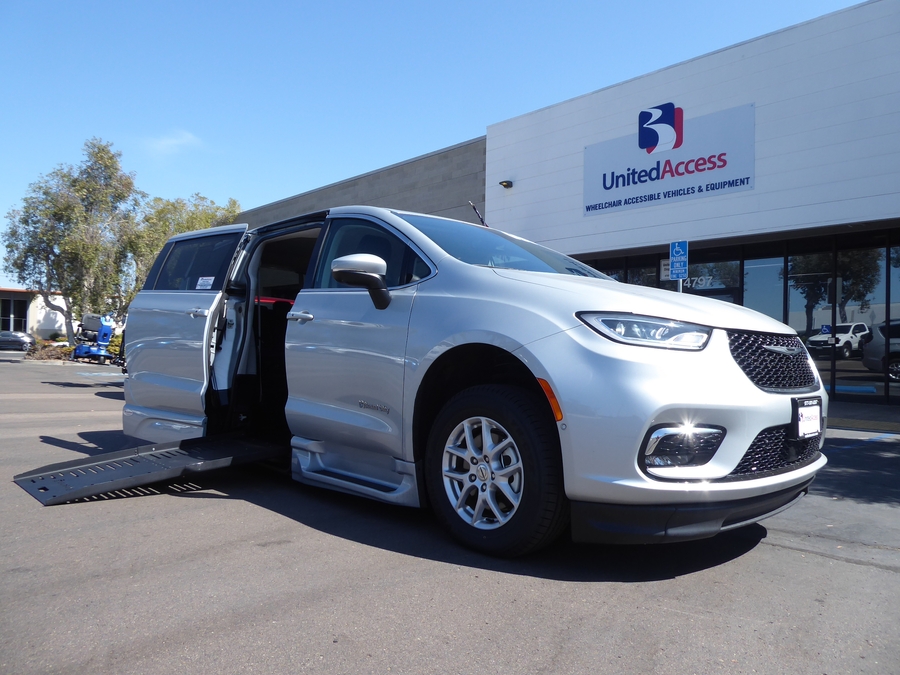2023 Chrysler Pacifica