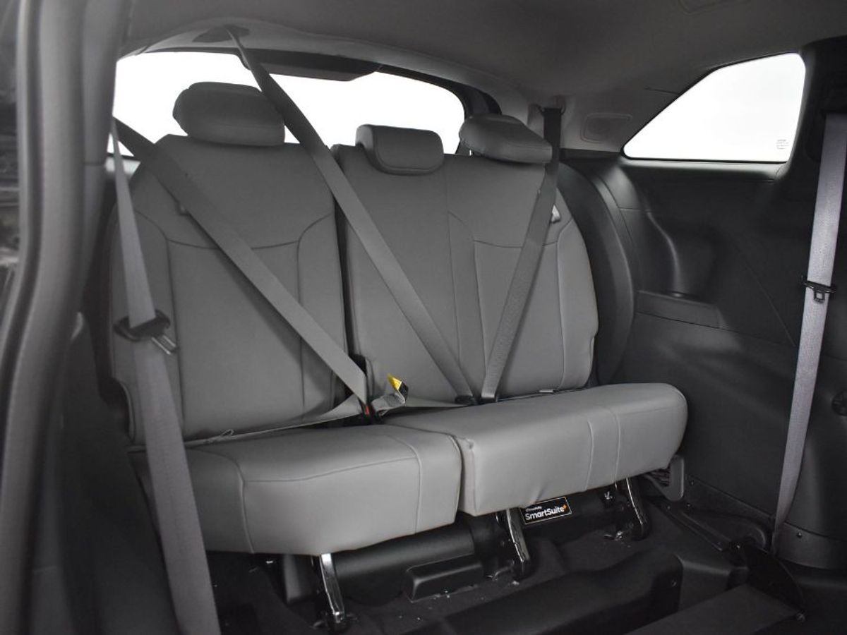2025 TOYOTA SIENNA - Image 10
