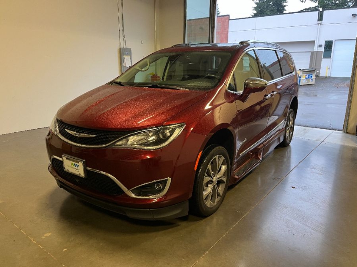 2018 CHRYSLER PACIFICA - Image 4
