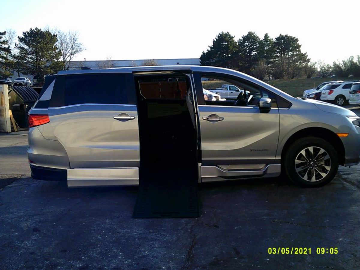 2024 HONDA ODYSSEY - Image 9