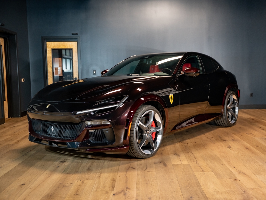 2025 Ferrari Purosangue Base's photo