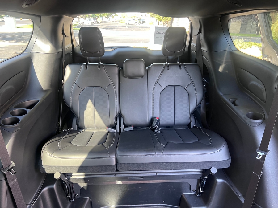Used 2025 Chrysler Pacifica Select Safety - BraunAbility Side Entry Fold Out Automatic Ramp