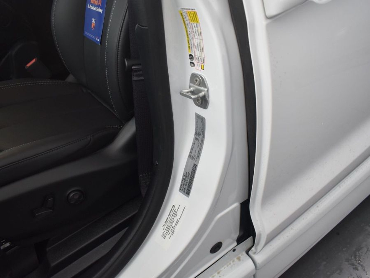 2025 CHRYSLER PACIFICA - Image 13