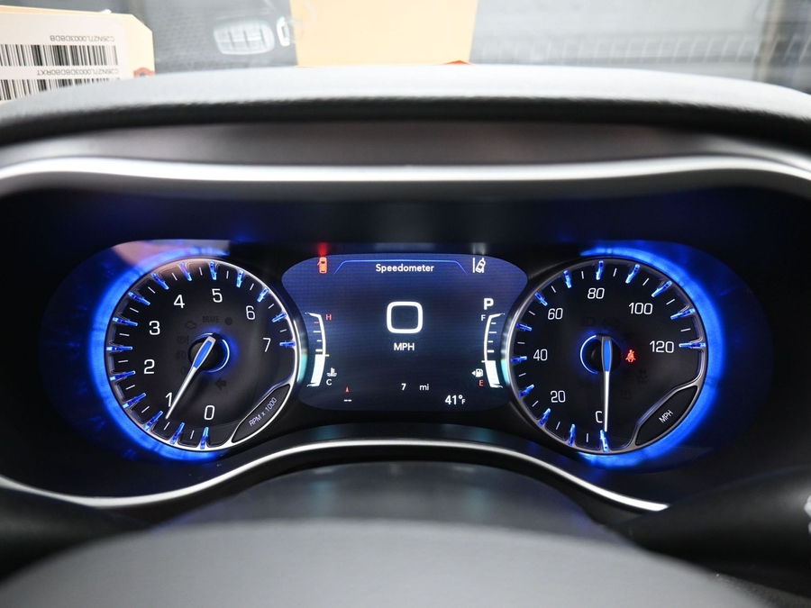 New 2026 Chrysler Pacifica Select Plus - BraunAbility Side Entry Entry Fold Out Automatic Ramp