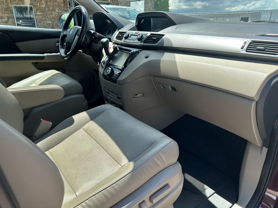Used 2015 Honda Odyssey EX-L - VMI Side Entry Entry In Floor Automatic Ramp