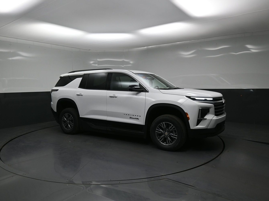 New 2026 Chevrolet Traverse 1LT - BraunAbility Side Entry In Floor Automatic Ramp
