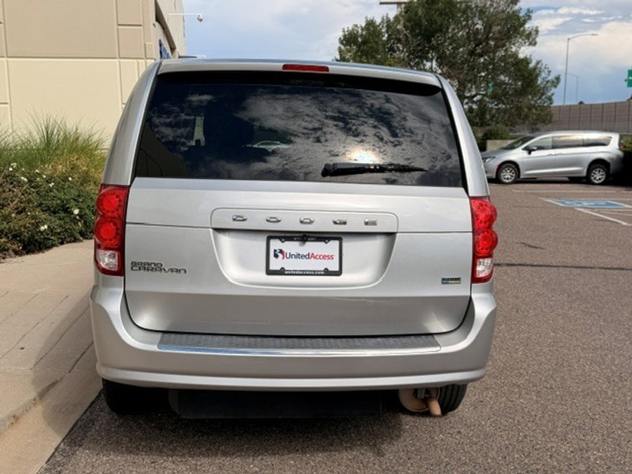 Used 2012 Dodge Grand Caravan SXT - VMI Side Entry In Floor Automatic Ramp