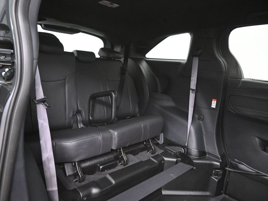 New 2025 Toyota Sienna Hybrid XSE Sport - BraunAbility Side Entry Entry In Floor Automatic Ramp