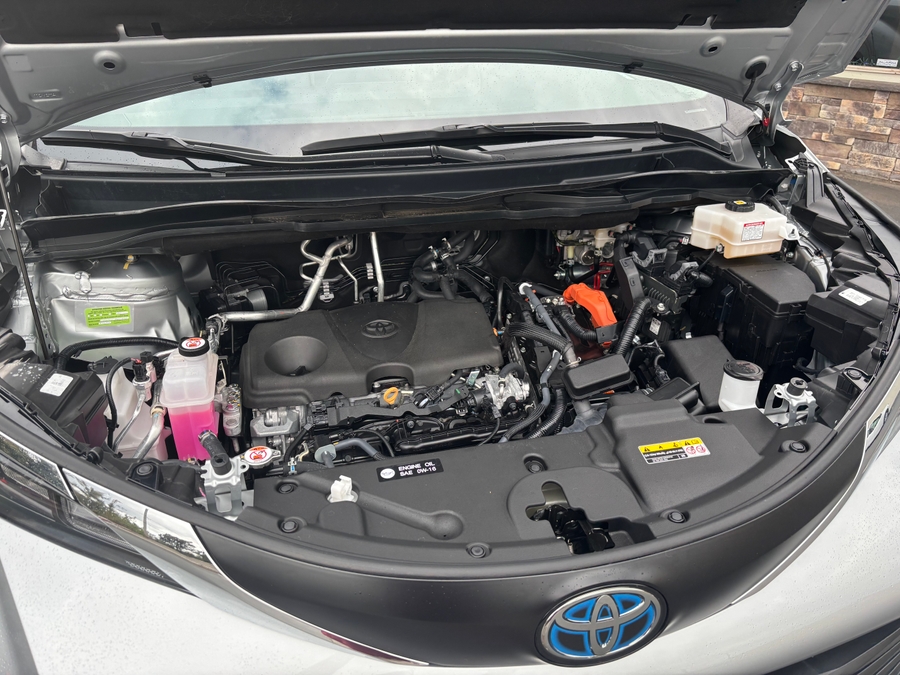 Used 2024 Toyota Sienna Hybrid XLE AWD - VMI Side Entry Entry In Floor Automatic Ramp
