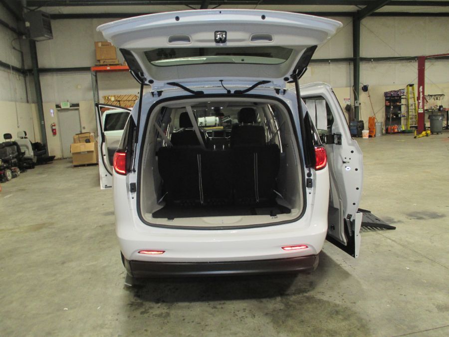 2022 CHRYSLER VOYAGER - Image 16