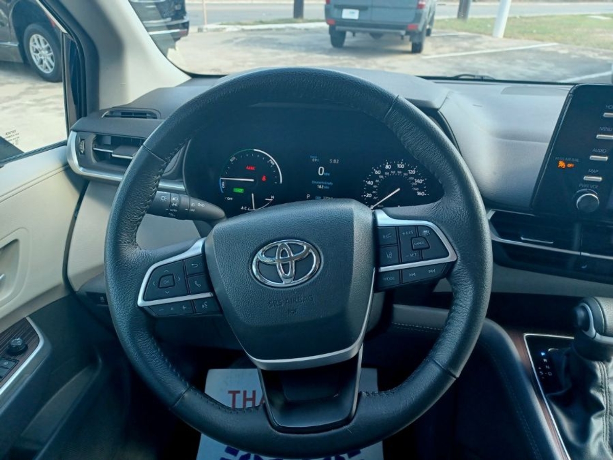2024 TOYOTA SIENNA - Image 14