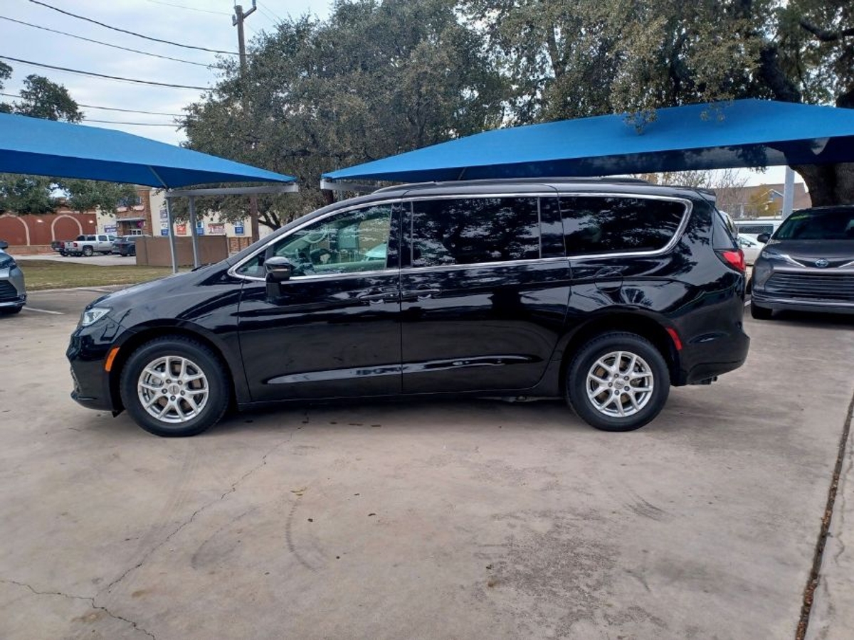 2022 CHRYSLER PACIFICA - Image 8