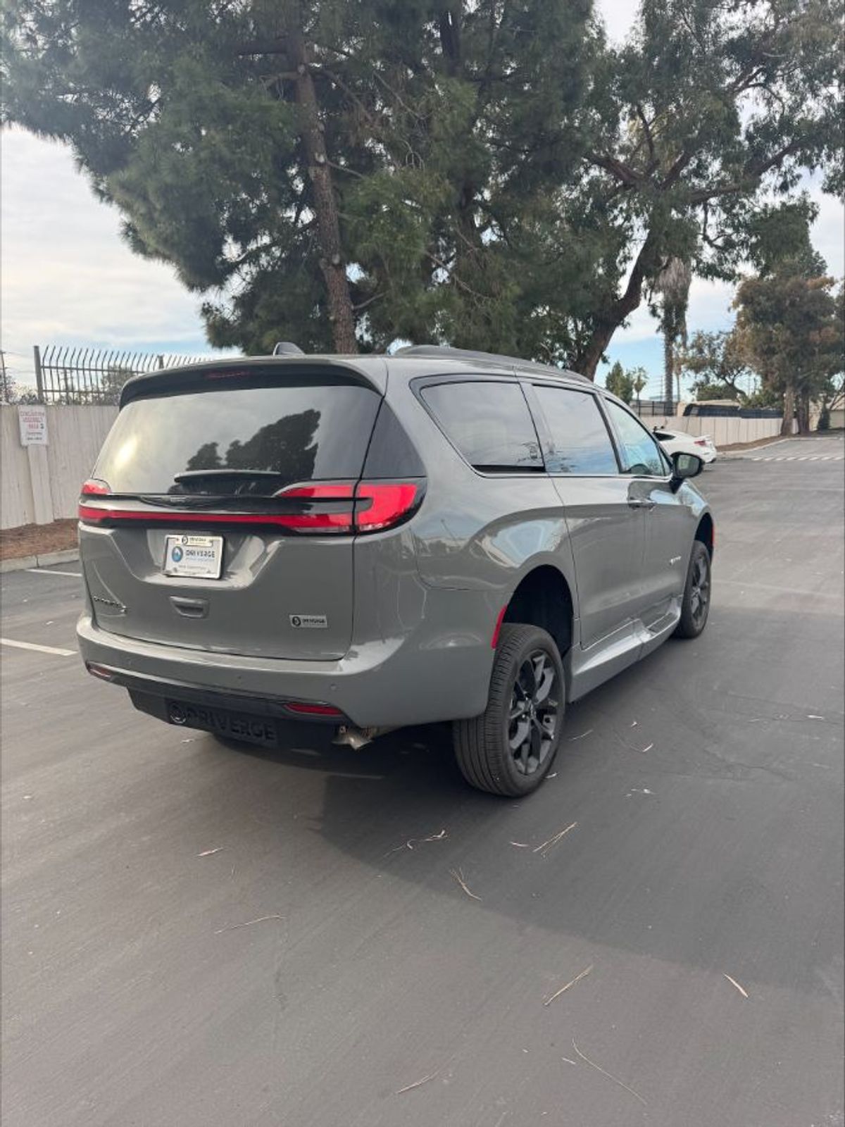 2024 CHRYSLER PACIFICA - Image 13