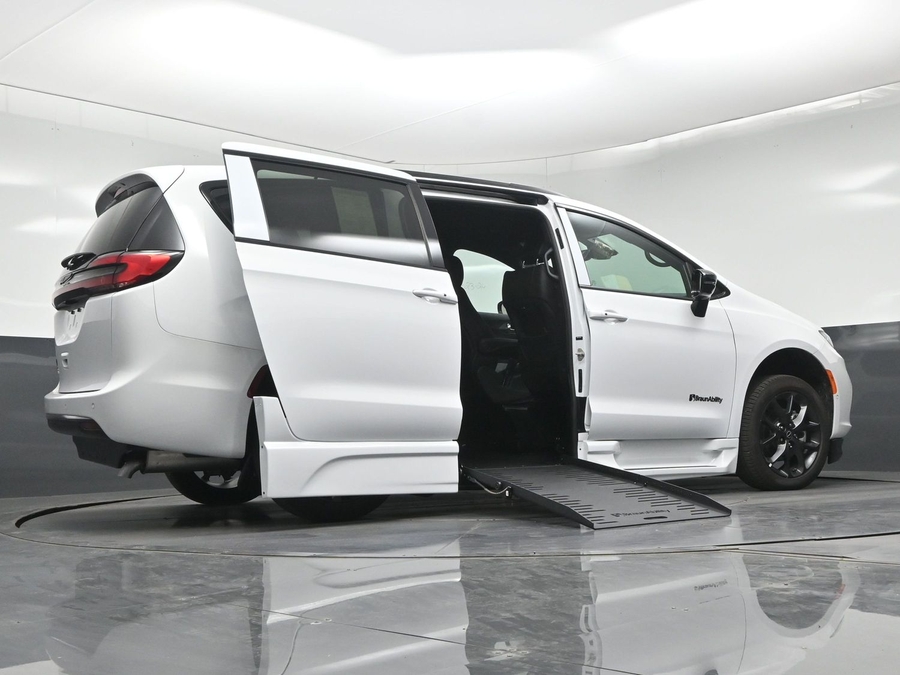 Blanco Chrysler Pacifica número de imagen 21