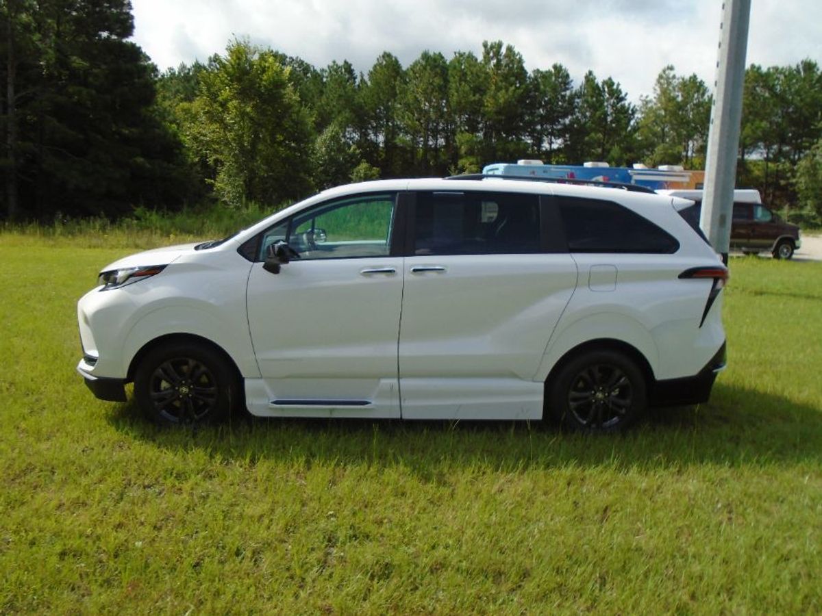 Blanco Toyota Sienna número de imagen 2