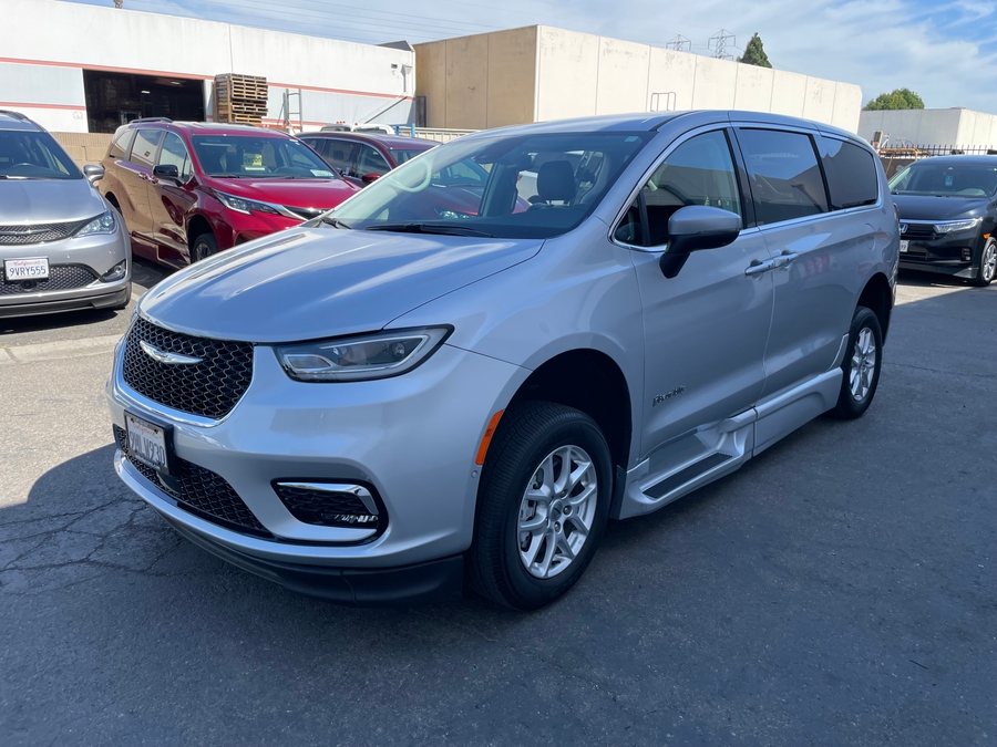 Used 2023 Chrysler Pacifica Touring L Safety - BraunAbility Side Entry Fold Out Automatic Ramp
