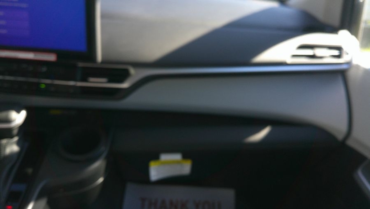 2025 TOYOTA SIENNA - Image 13