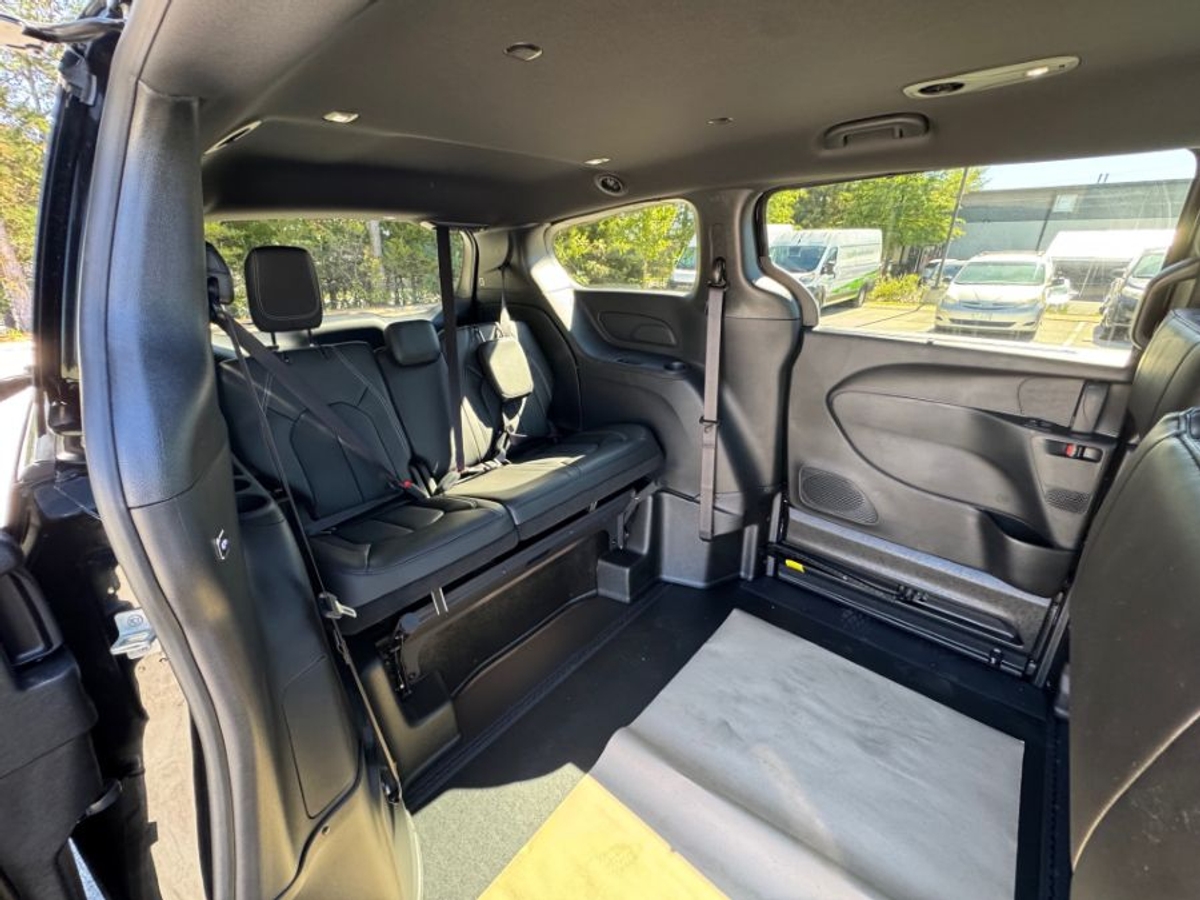 2025 CHRYSLER PACIFICA - Image 7