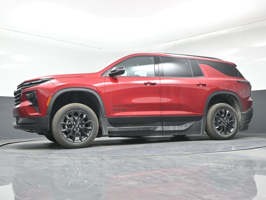 New 2026 Chevrolet Traverse 1LT Midnight Edition - BraunAbility Side Entry In Floor Automatic Ramp