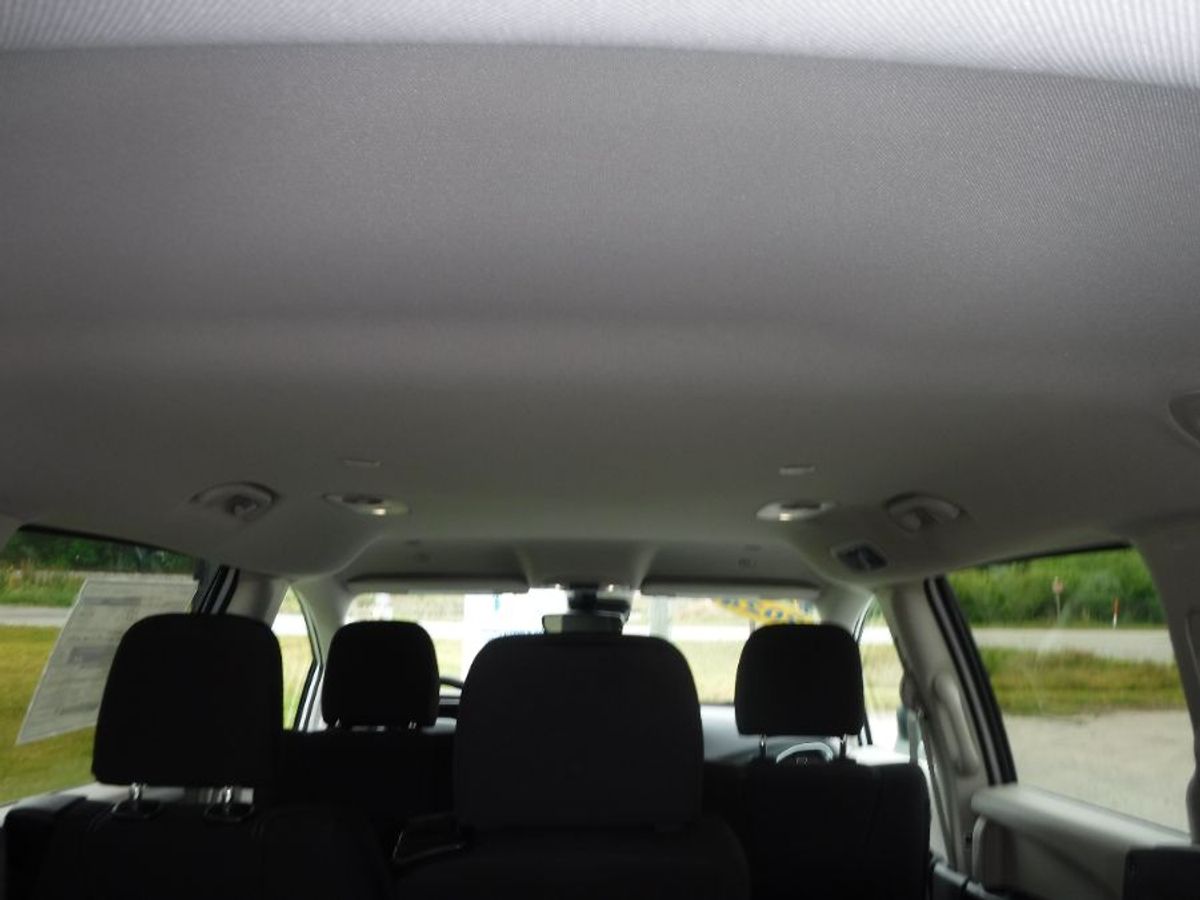 2024 CHRYSLER VOYAGER - Image 16